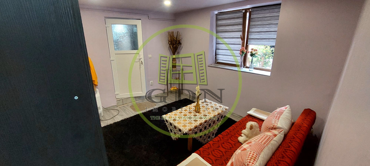 Casa 4 cam,suprafata utila 115mp, si teren 694mp,spre vanzare in Ocna Sibiului