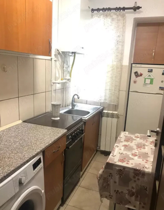 Apartament 3 camere – Str. Plugarilor, etaj 1, izolat termic