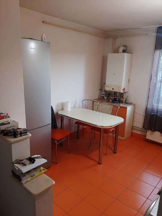 Apartament de vânzare - 2 camere et. 2, Reghin bld. Unirii