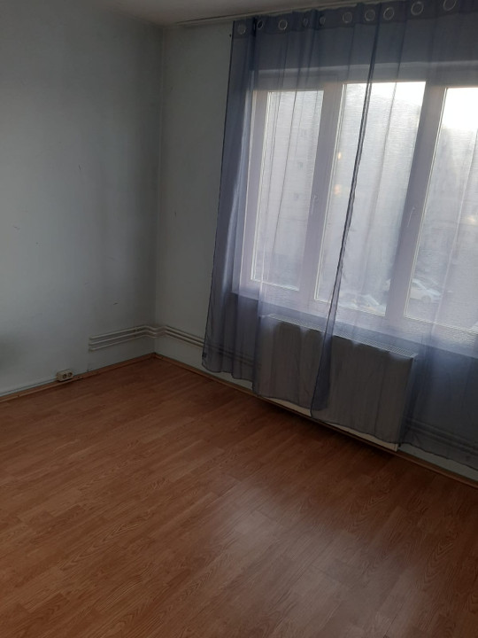 Apartament de vânzare - 2 camere et. 2, Reghin bld. Unirii