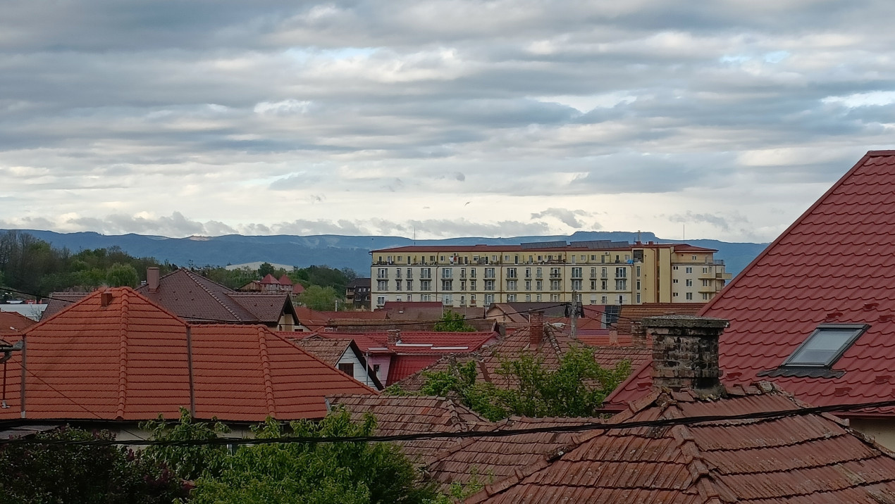 Apartament cu 2 camere de vânzare în Reghin