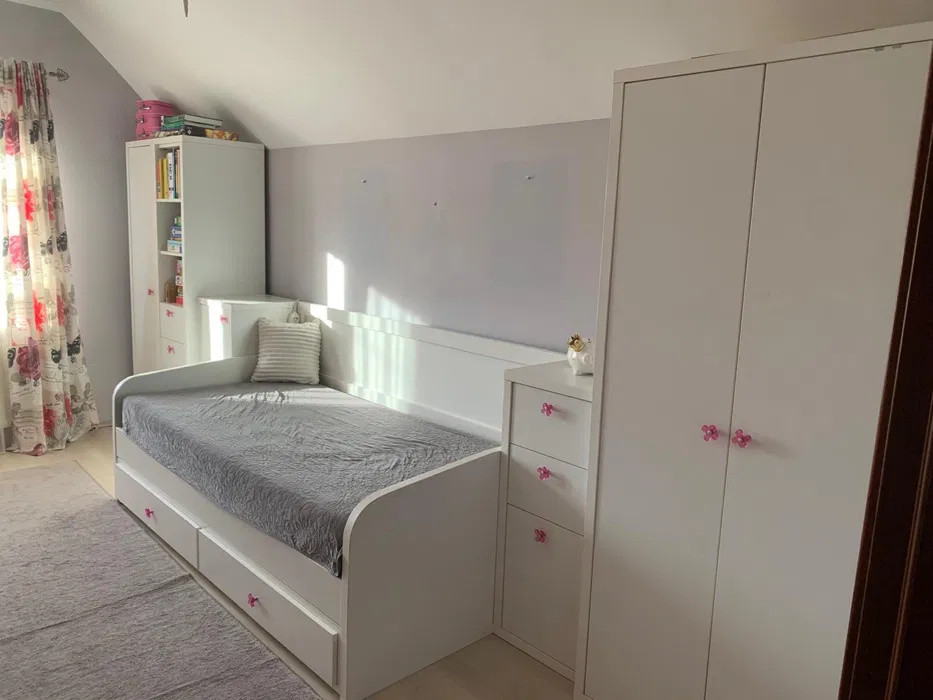 🏡 Apartament 3 camere de închiriat – 85 mp | Etaj 1 | Zonă liniștită |