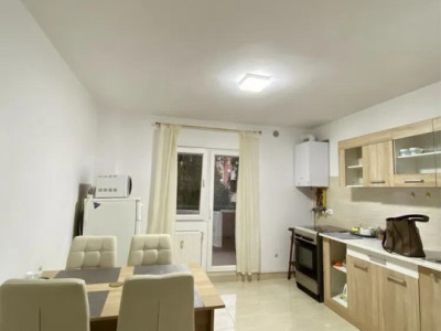 Ofertă de vânzare apart. cu 2 camere, 52 mp., Plopilor