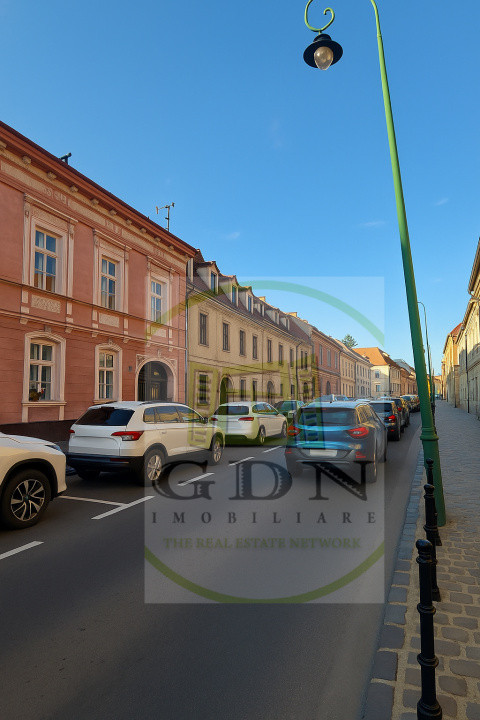 Închiriere apartament 2 camere – se accepta și în regim hotelier, Poarta Schei