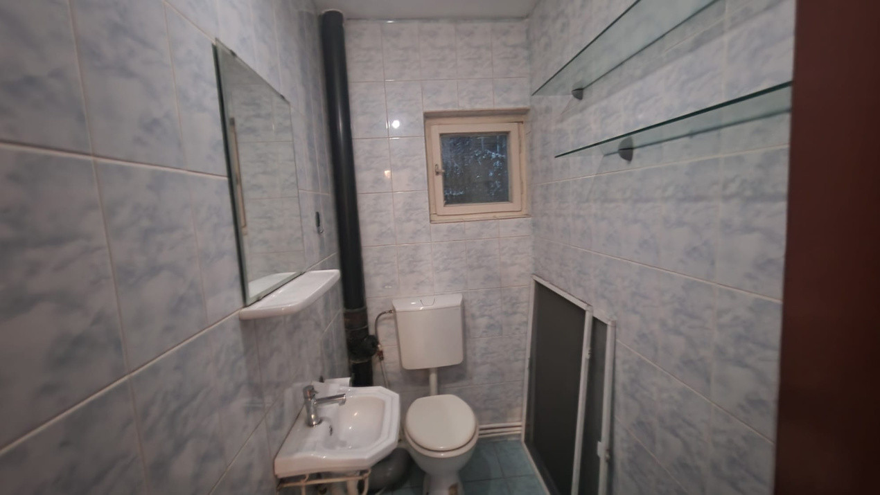 Apartament 3 camere, decomandat, 75mp, George Enescu, zona liceului de chimie