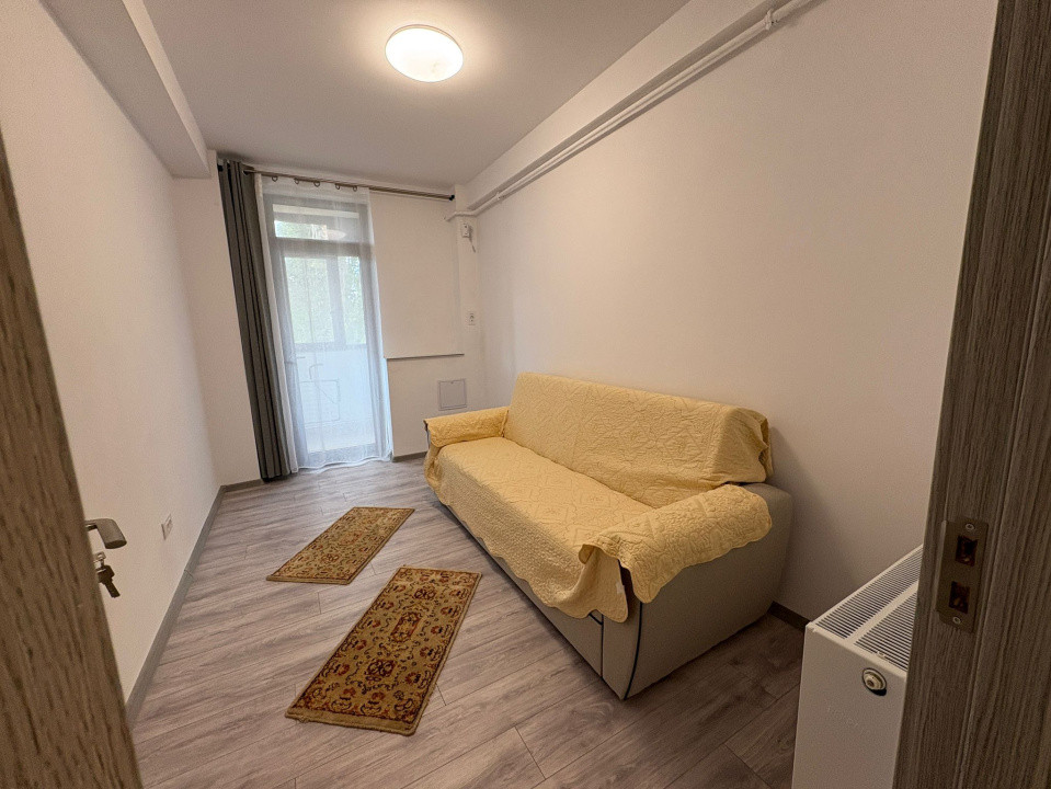 Apartament 3 camere, decomandat, 70 mp, Cartier Cornitoiu, zona Liceul Bibescu 