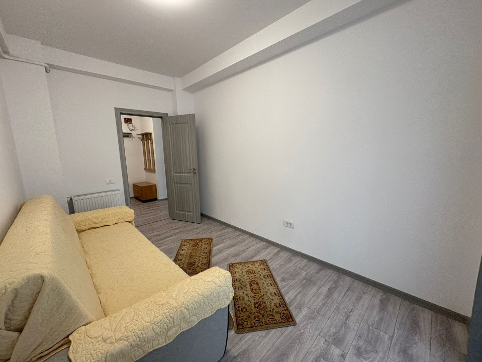 Apartament 3 camere, decomandat, 70 mp, Cartier Cornitoiu, zona Liceul Bibescu 