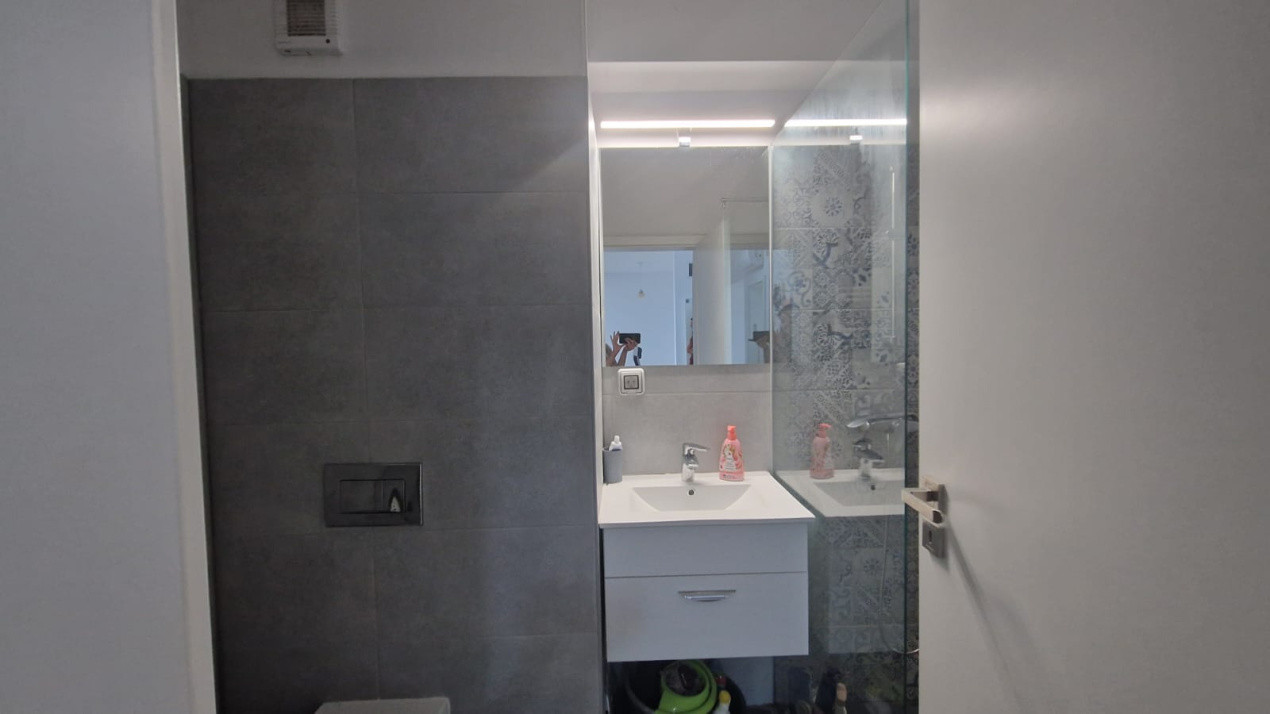 Apartament 2 camere, decomandat, 66mp, cartier Rovine, zona Electroputere Mall