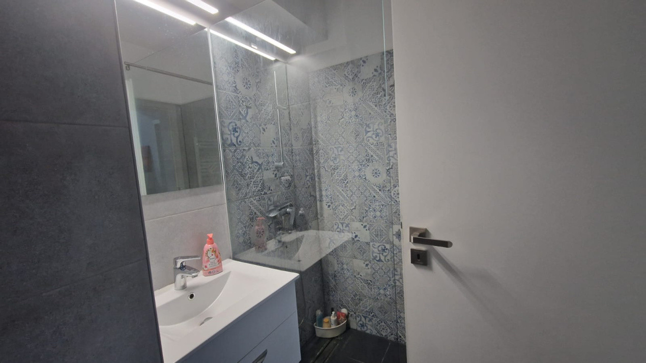 Apartament 2 camere, decomandat, 66mp, cartier Rovine, zona Electroputere Mall