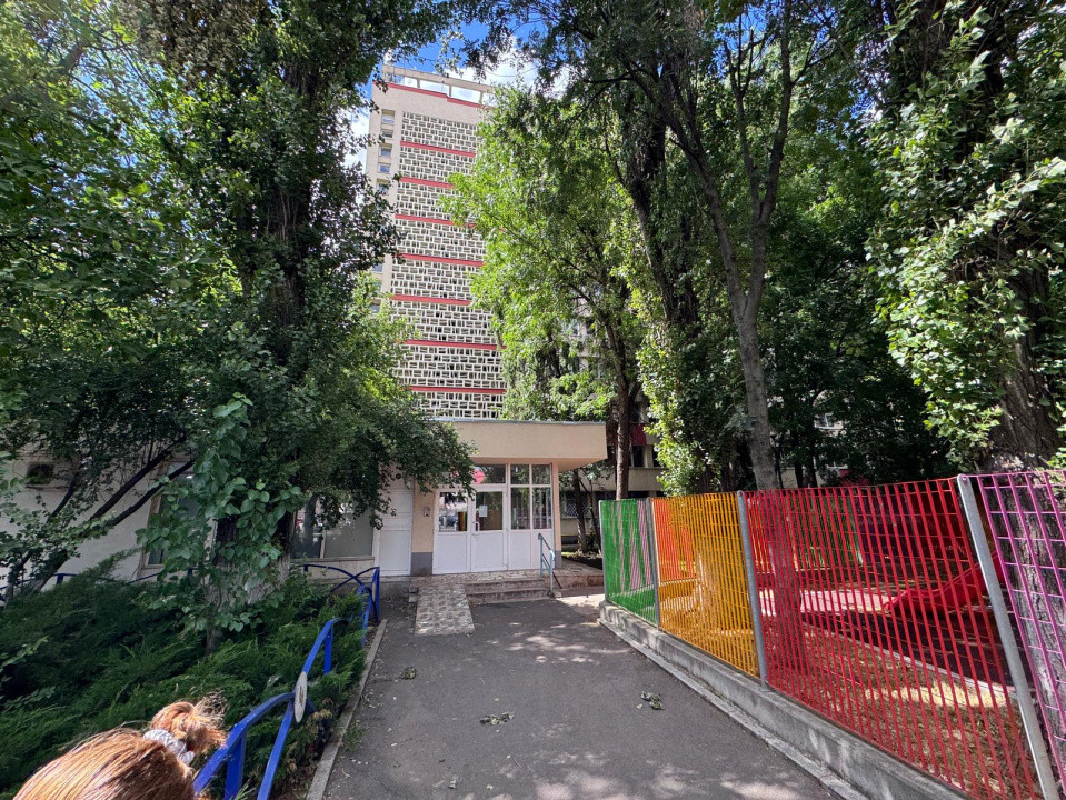 Garsonieră de închiriat Berceni, poziție bună, preț avantajos! 