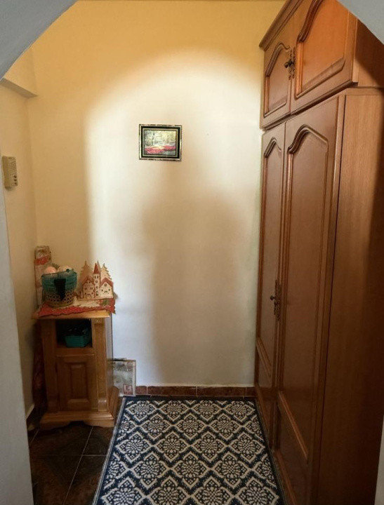 De vânzare apartament cu 3 camere 