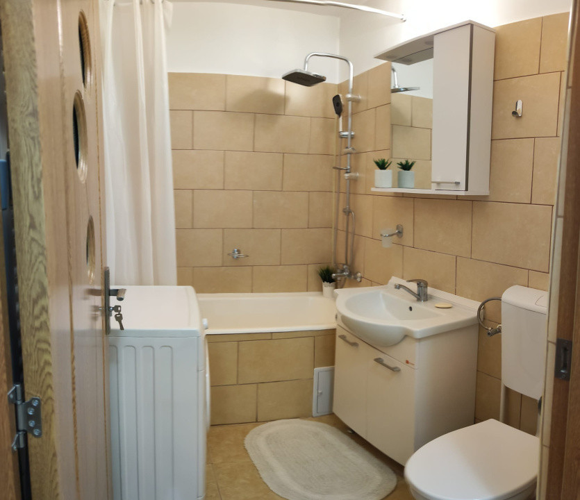 Ofertă de vânzare apart. cu 2 camere, Gheorgheni, 160000 Eur