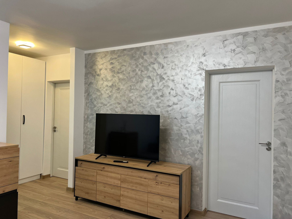 Apartament cu 3 camere zona Vivo Mall