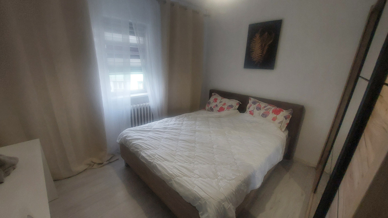 Apartament doua camere decomandat, etajul 3, Brazda zona Regia de Tutun
