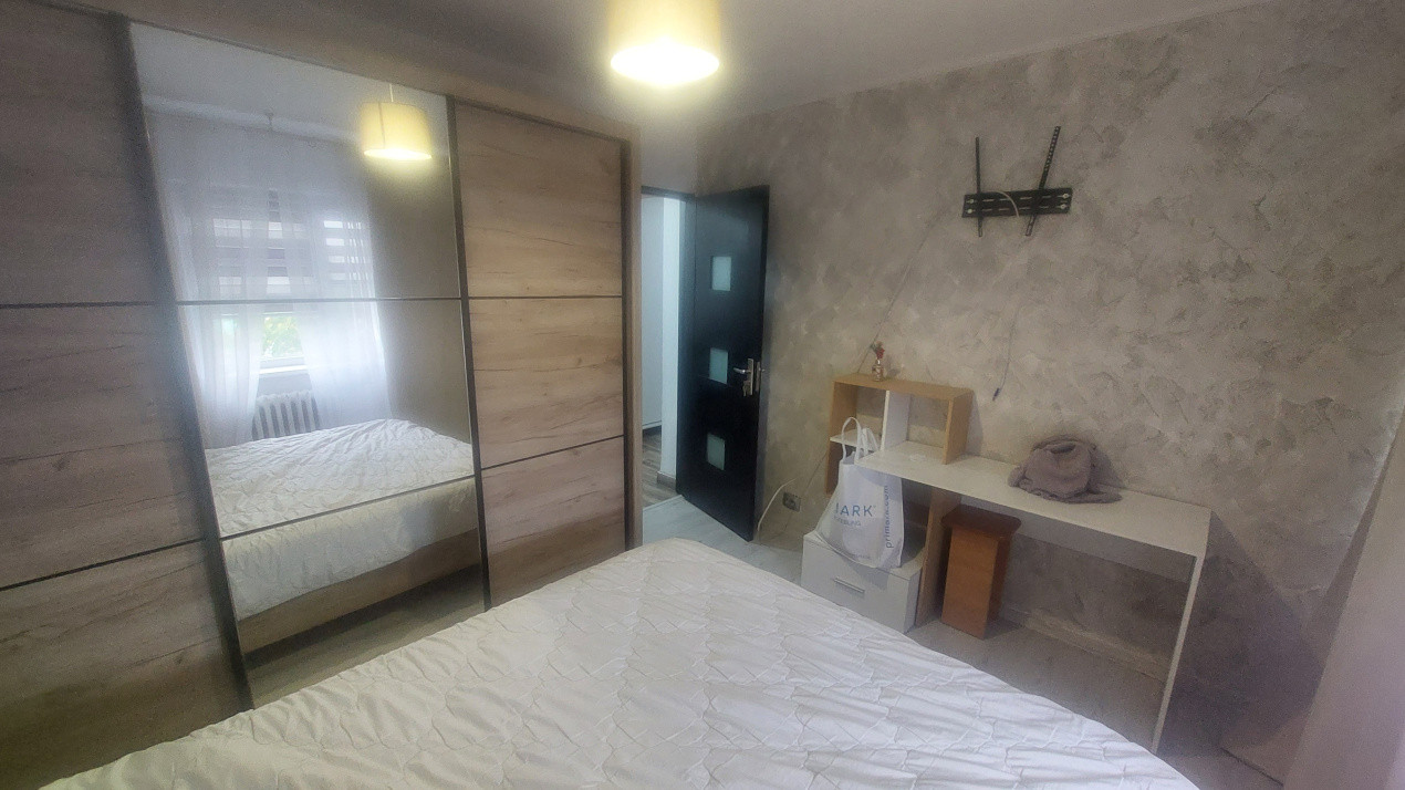Apartament doua camere decomandat, etajul 3, Brazda zona Regia de Tutun