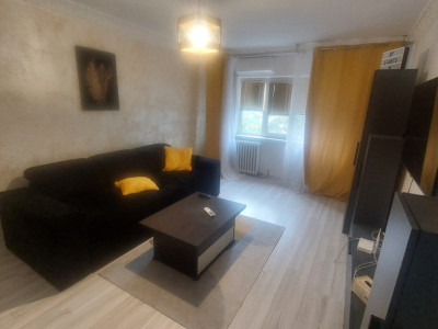 Apartament doua camere decomandat, etajul 3, Brazda zona Regia de Tutun