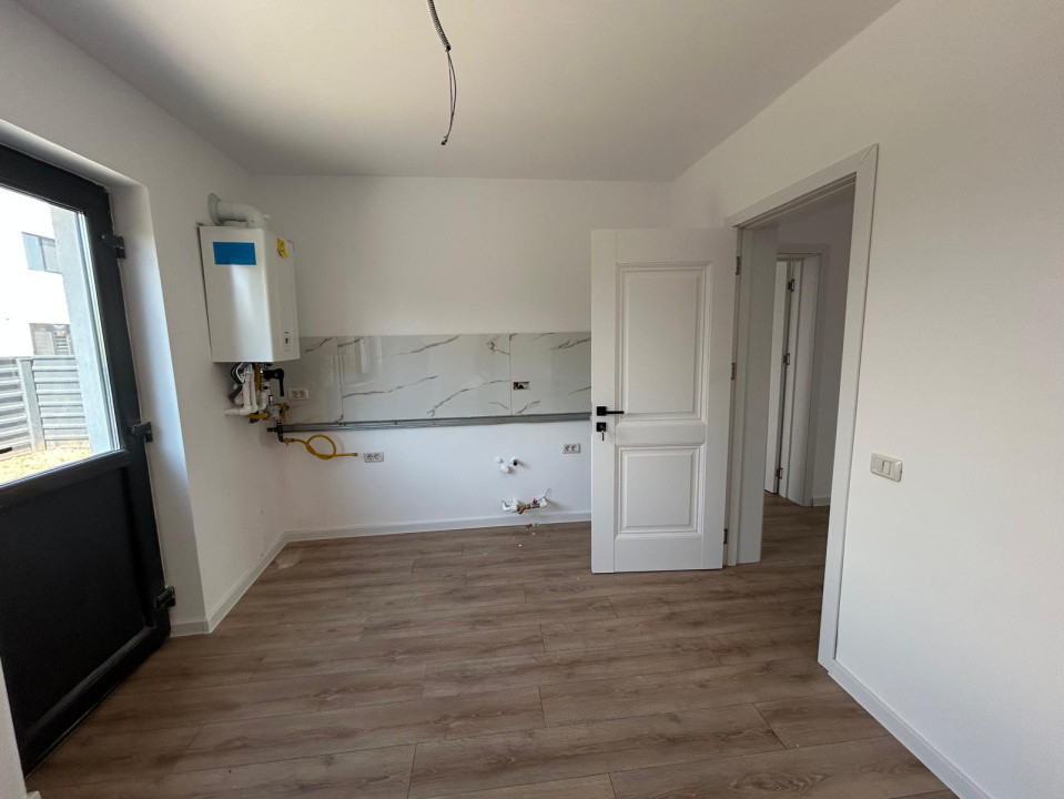 Casa P+1, 350 MP teren, 150 MP utili, Zona Oltenia Garden