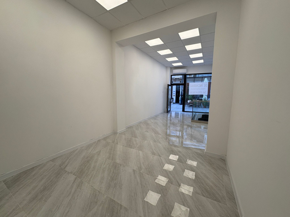 Spatiu comercial, parter + demisol, 110 mp, Zona Centrala
