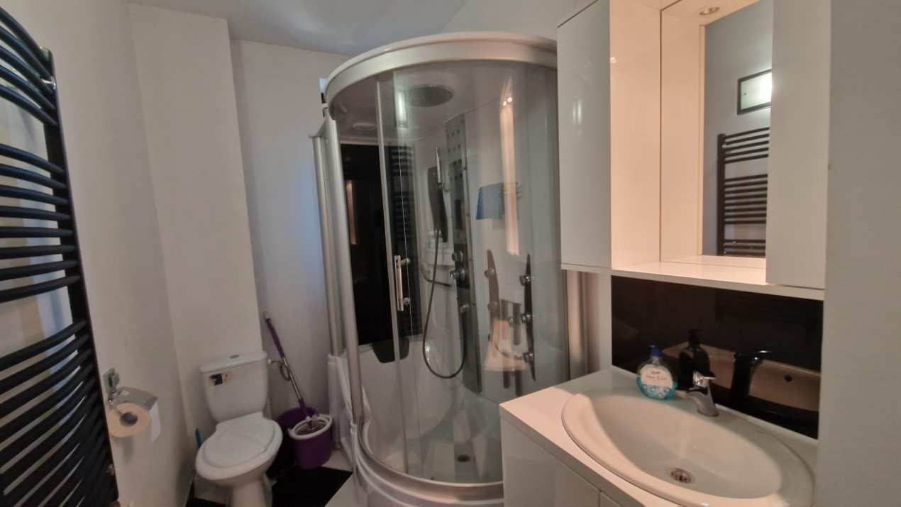 Apartament 2 camere, decomandat, 53mp, cartier Aeroport