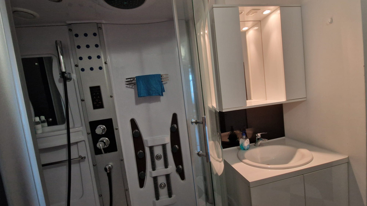 Apartament 2 camere, decomandat, 53mp, cartier Aeroport