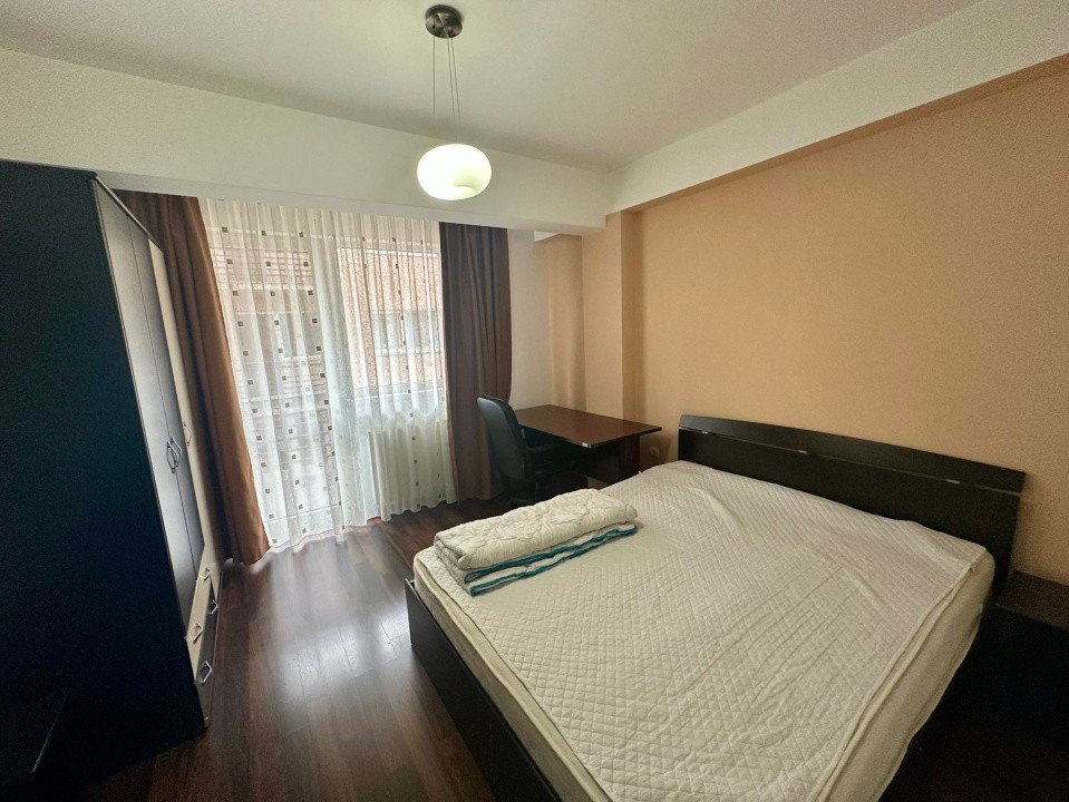 Chirie apartament 3 camere Daliei