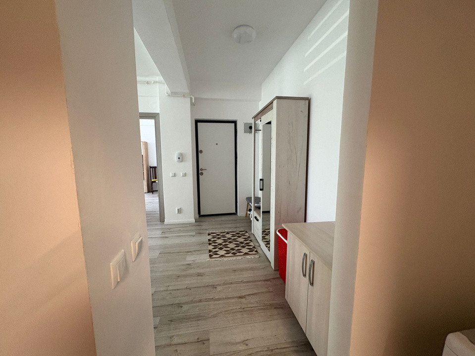 Apartament, 2 camere, decomandat, 70 mp, Centru, zona Campia Islaz