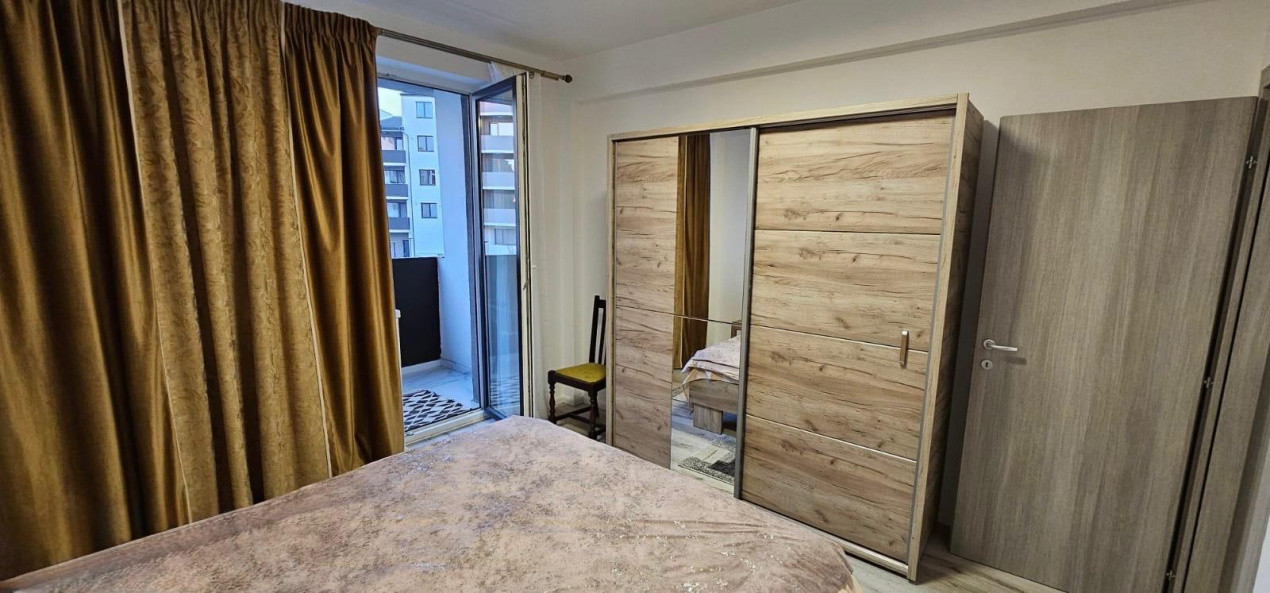 Apartament, 2 camere, decomandat, 70 mp, Centru, zona Campia Islaz