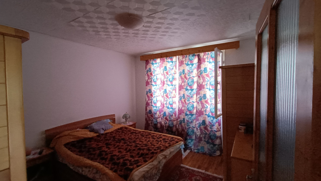 Casă de vânzare - Reghin complex imobiliar și spațiu comercial 