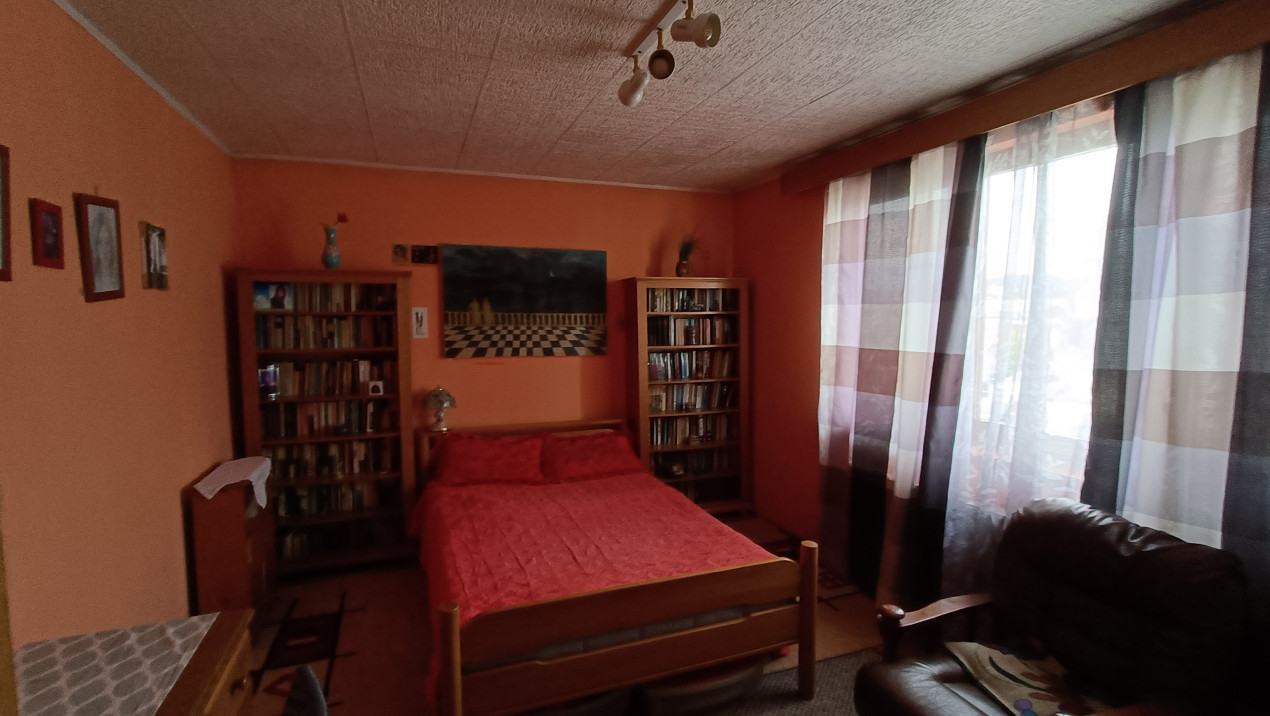 Casă de vânzare - Reghin complex imobiliar și spațiu comercial 