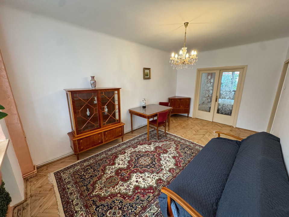 Apartament 2 camere, decomandat, 51.08mp, Centru, zona Mercur