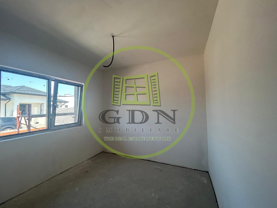 Casa Parter,300 mp,90 MP utili, Damila