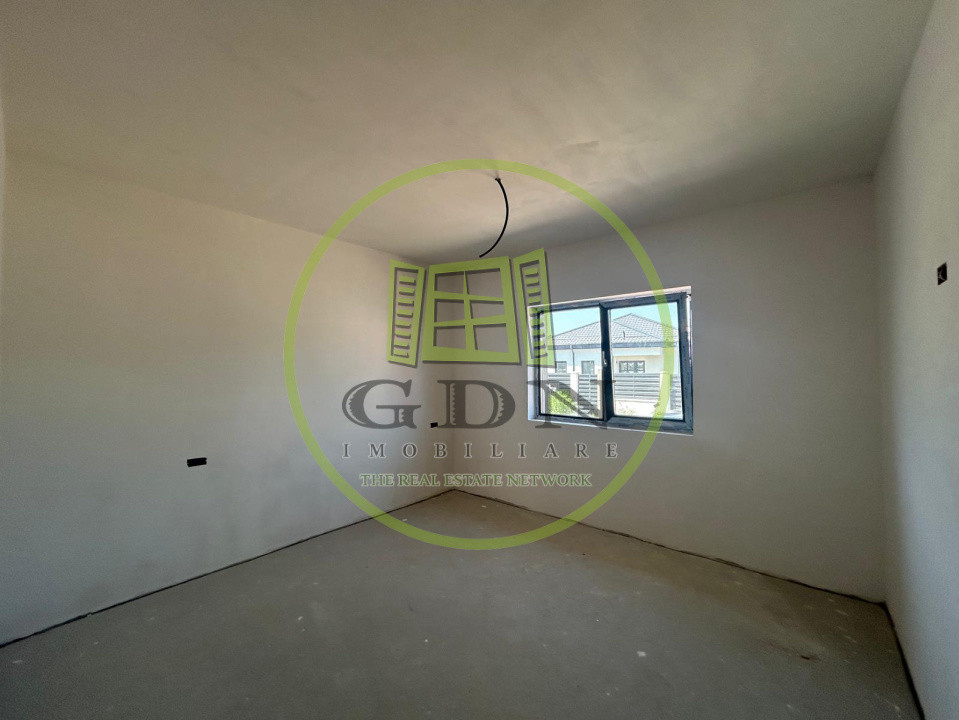 Casa Parter,300 mp,90 MP utili, Damila