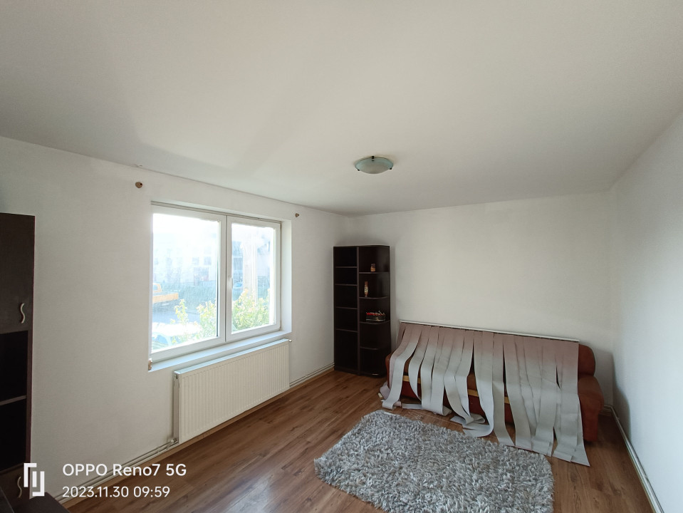 Apartament cu 2 camere de vânzare în mun. Reghin 