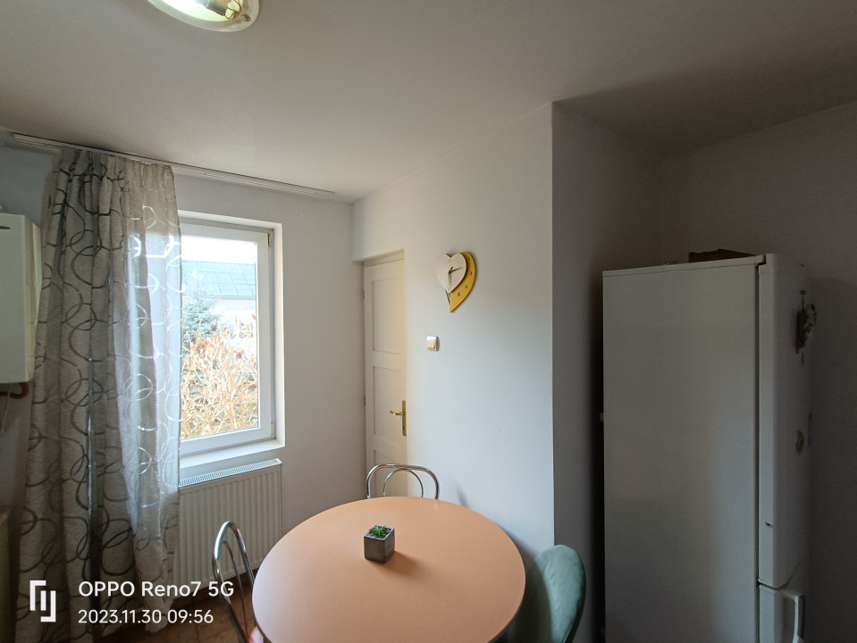 Apartament cu 2 camere de vânzare în mun. Reghin 