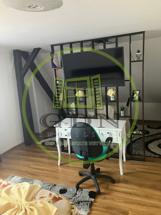 Complex de 2 case moderne  suprafata totala de 245mp mobilate, zona Terezian