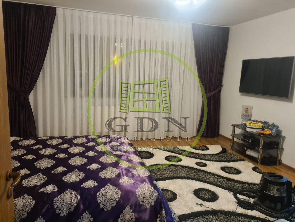 Complex de 2 case moderne  suprafata totala de 245mp mobilate, zona Terezian