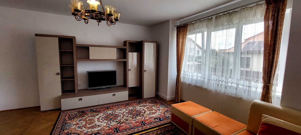 Casa 2 camere si curte de  500mp,spre inchiriere in Valea Aurie