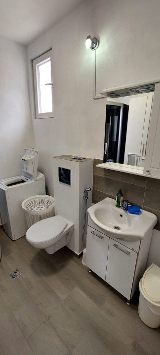 Casa 2 camere si curte de  500mp,spre inchiriere in Valea Aurie