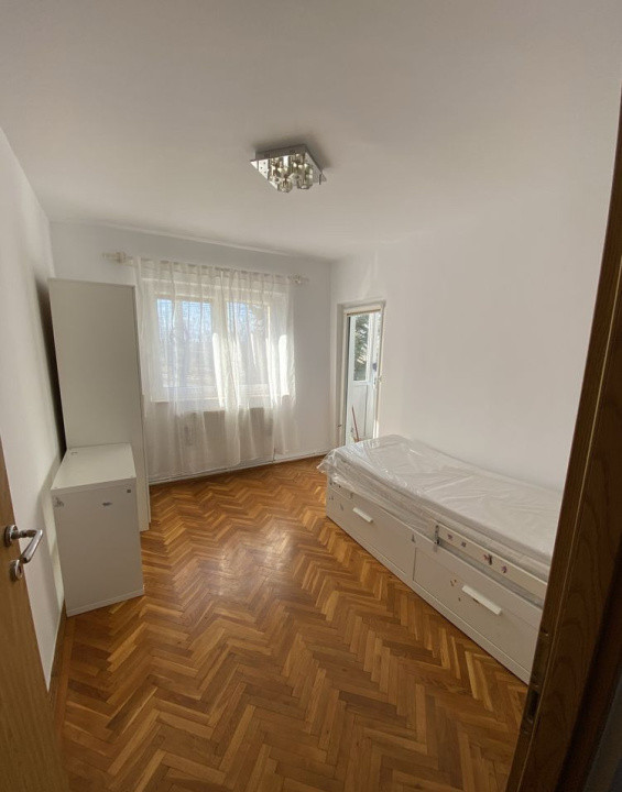 Apartament spațios 4 camere de închiriat – Zona Maramureșului / Hațegului, Sibiu