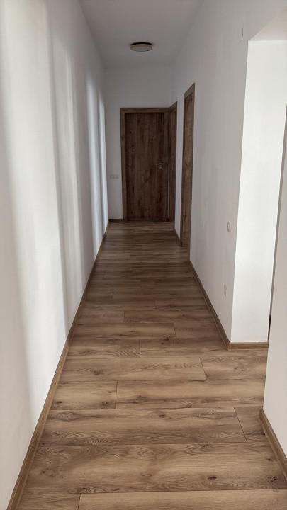 Apartament de închiriat, 3 camere, zona Calea Cisnadiei, 72mp utili