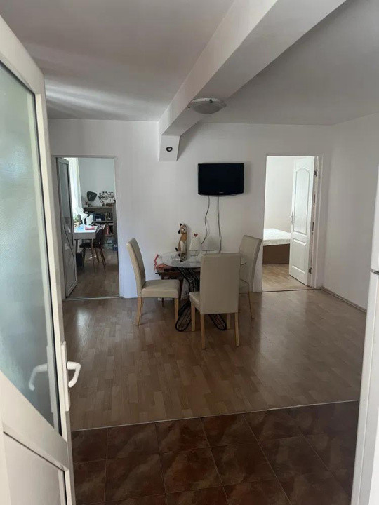 Închiriere ap. cu 3 cam. , 600 Eur (include și utilitățile), zona P-ța Mărăști