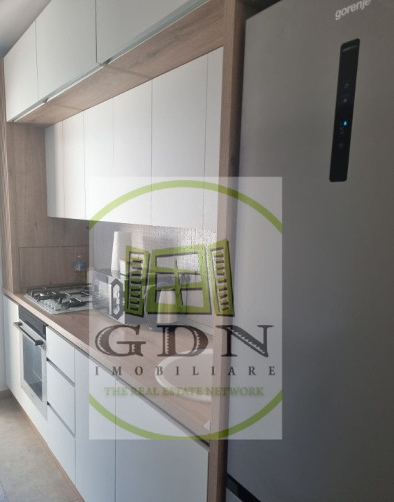Inchiriere apartament cu 2 camere – Mihai Viteazul, bloc nou Cosmopolitlit