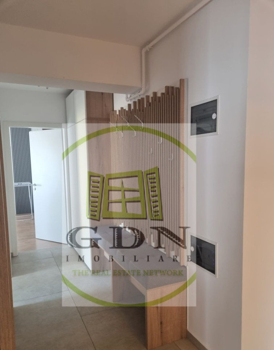 Inchiriere apartament cu 2 camere – Mihai Viteazul, bloc nou Cosmopolitlit