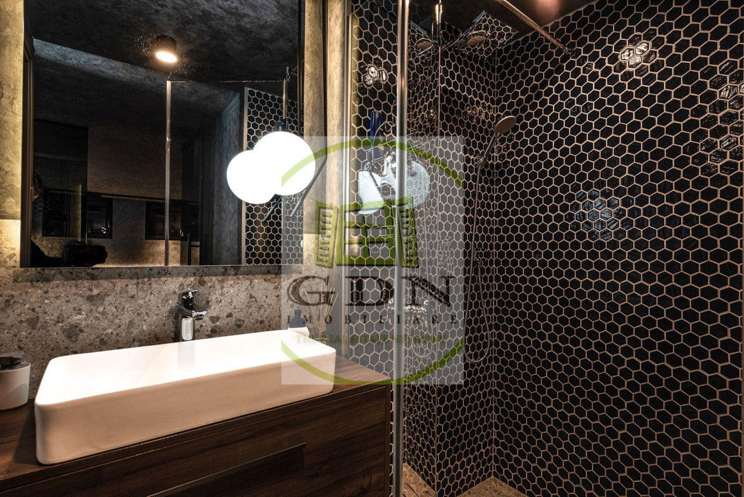 Inchiriere – garsonieră ultra-centrală 1400€/lună subînchiriere RMB