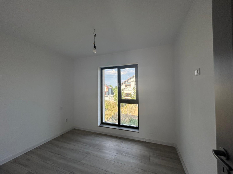 Casa P+1, 500 MP teren, 120 MP utili, Zona Metro