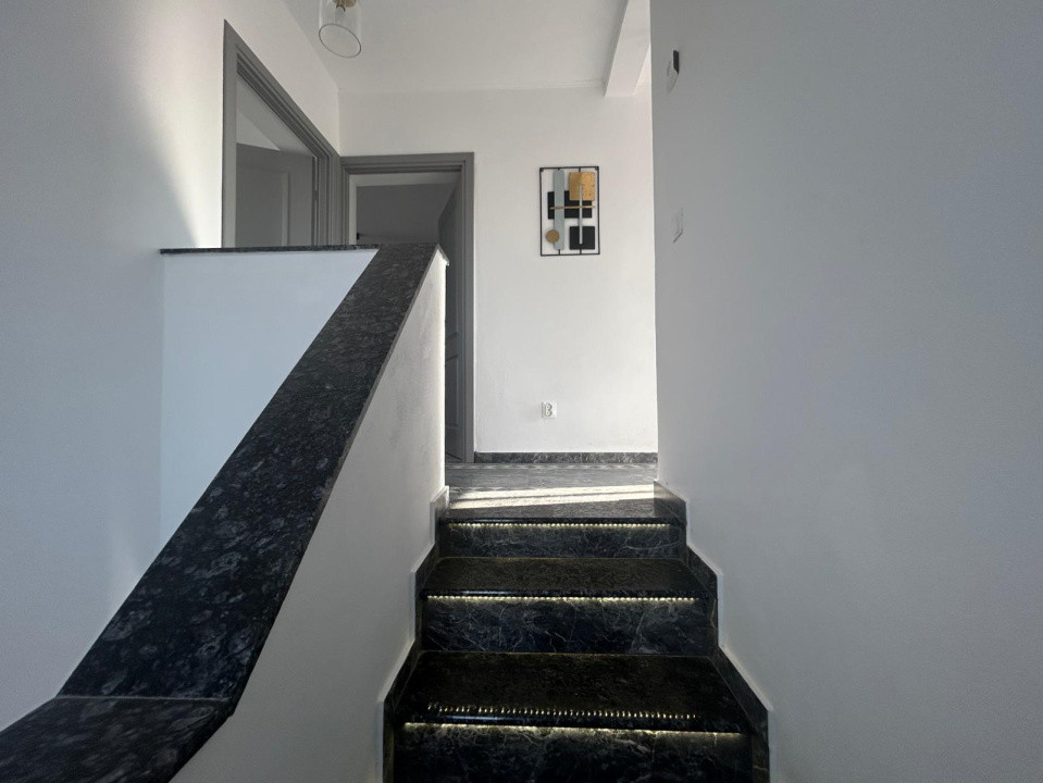 Casa P+1, 500 MP teren, 120 MP utili, Zona Metro