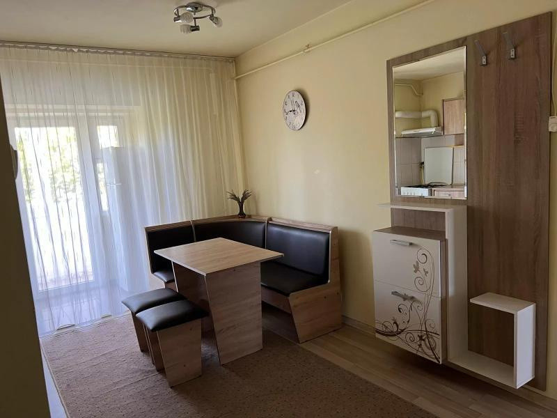 Închiriere apart. cu 2 camere, Gheorgheni, spre centru (Cipariu)