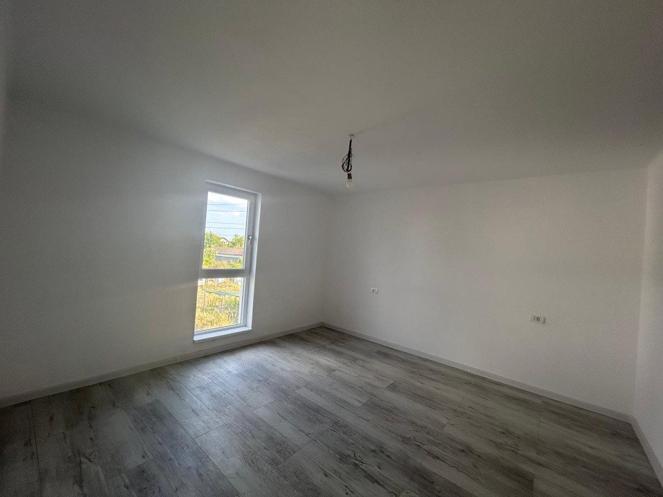Casa P+1, 500 MP teren, 120 MP utili, Zona Metro