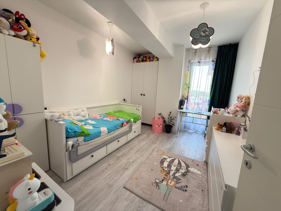 Apartament 3 camere open-space, 88mp+terasa , George Enescu, Liceul de Chimie 