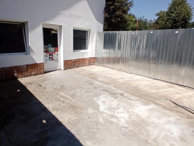 Spatiu comercial pretabil magazin alimentar sau birou in Manastur